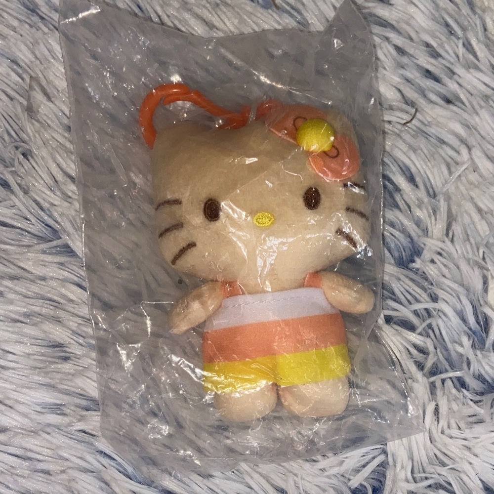 Hello Kitty Plush w/ Bag Clip Orange White Yellow Shorts w/ Hair Bow 4in